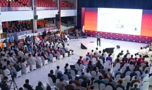 kegiatan ‘Satu Jam Bersama Menkumham’ yang diselenggarakan di Universitas Udayana, Bali