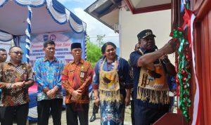 BF436658-48C8-4FE0-A8D7-790DA7BDC6F7