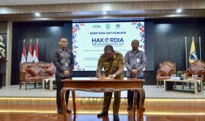 DEF1B2E3-A0B6-4AFD-B788-BBE11A00242D