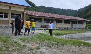 Tampak bangunan SD Inpres 07 Mbenti, Distrik Minyambouw