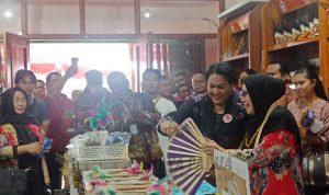 D4D80E8C-3516-4836-BE83-016E1D050951