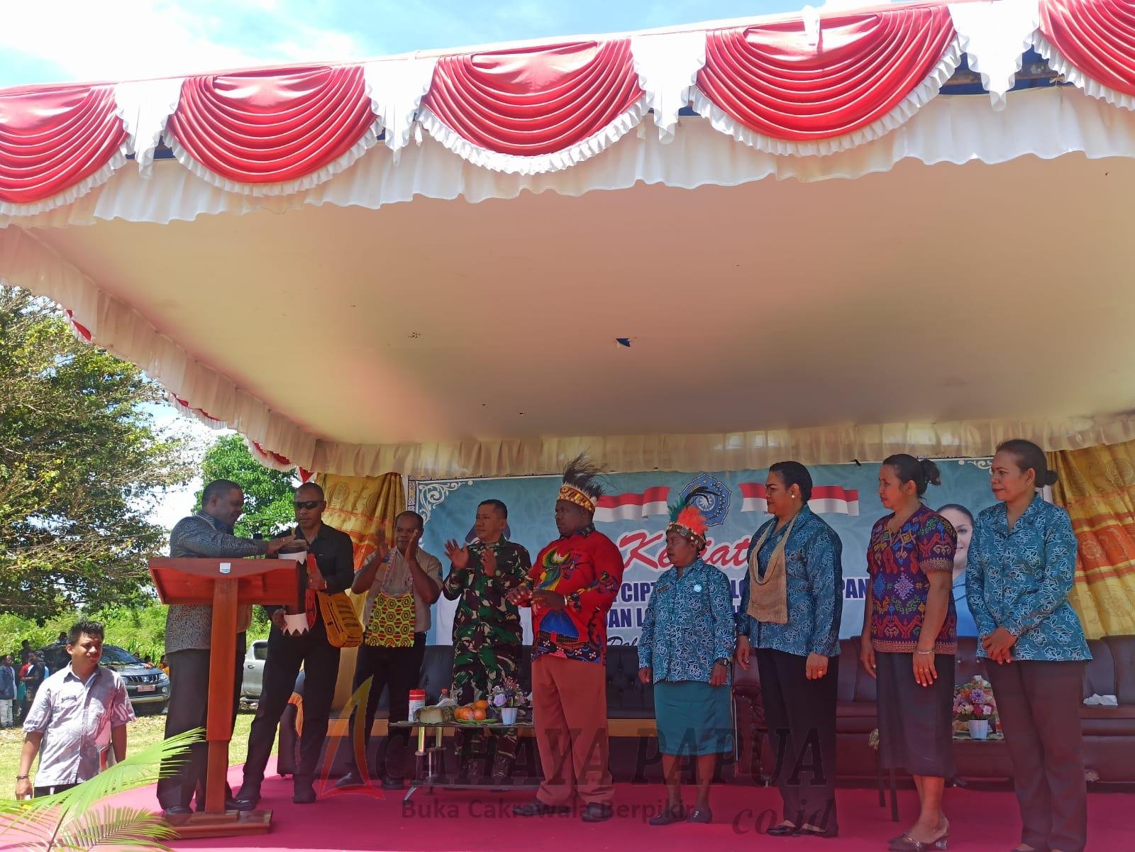 Pembukaan rangkaian kegiatan di Distrik Manokwari Utara