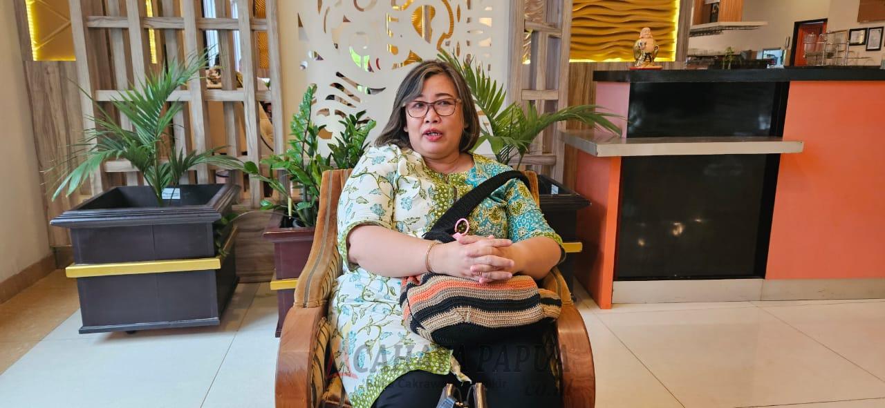 Anggota DPR Papua Barat Nansy Prisillia Karundeng