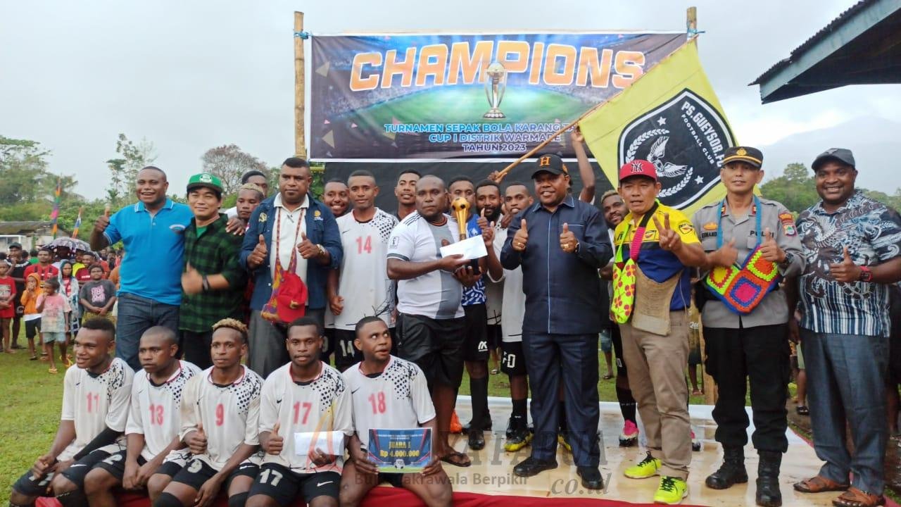 F8EA7FDA-F085-4B84-AFCA-3DCE105ED1F7