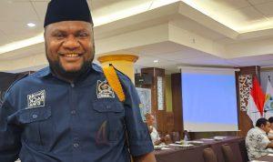 Ketua Komisi I DPR Papua Barat George Dedaida Ketua Komisi I DPR Papua Barat George Dedaida