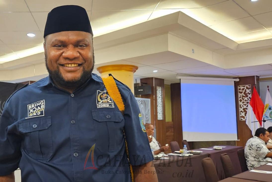 Ketua Komisi I DPR Papua Barat George Dedaida Ketua Komisi I DPR Papua Barat George Dedaida