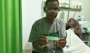 Salah seorang peserta Program Jaminan Kesehatan Nasional, Menase Sesa
