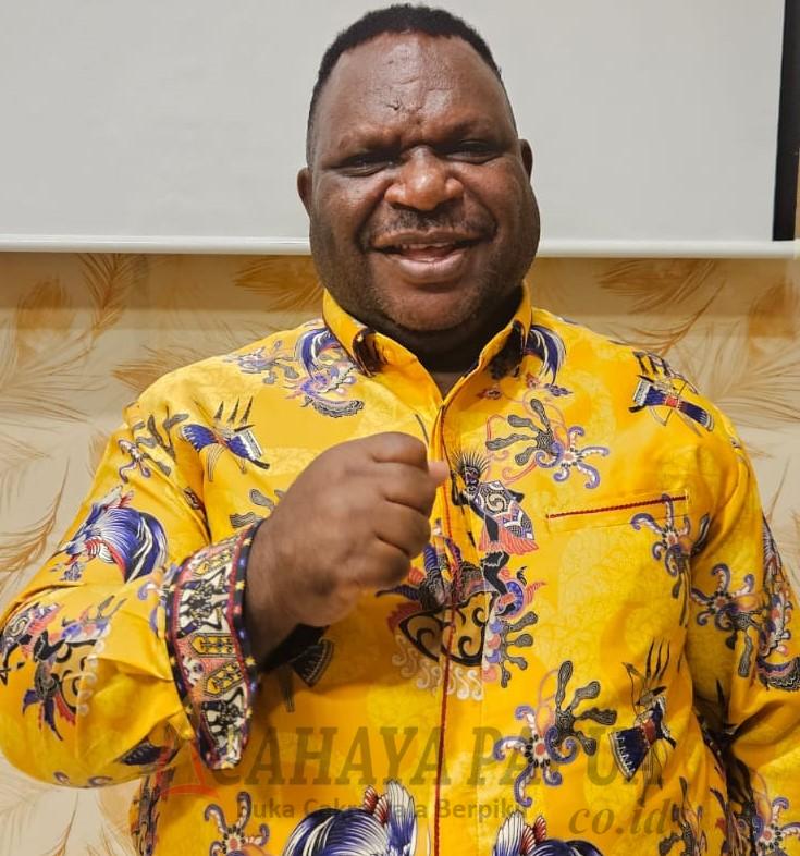 Ketua DPR PB Orgenes Wonggor Ketua DPR PB Orgenes Wonggor