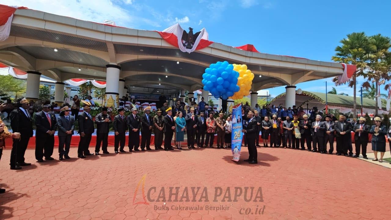 Upacara perayaan HUT 24 Provinsi Papua Barat Upacara perayaan HUT 24 Provinsi Papua Barat