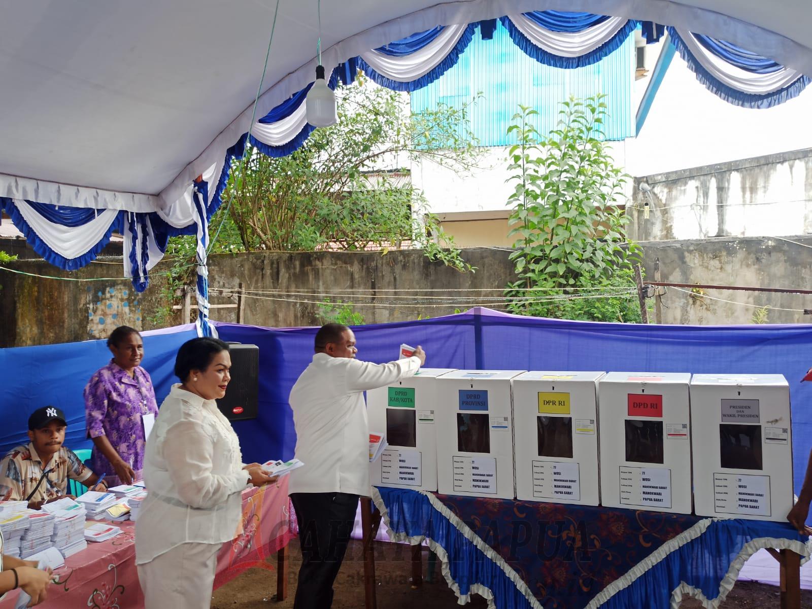 EFBEB846-D04A-4A5D-82A1-2C8416490E69