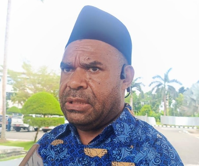 Eduard Toansiba, Plt Sekwan Papua Barat