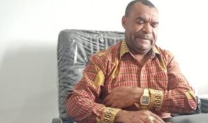 Eduard Toansiba, Plt Sekwan Papua Barat