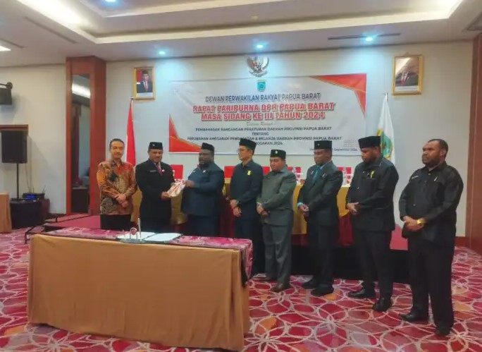 Selesaikan Raperda dimasa akhir jabatan
